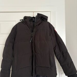Canada Goose Black Puffer Jacket with Hood and Insulation